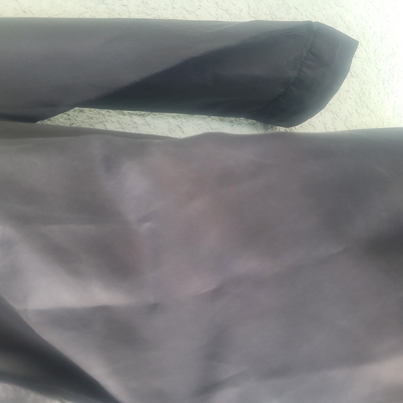 Velvet Heart Silk Button Up Shirt - Picture 8 of 11